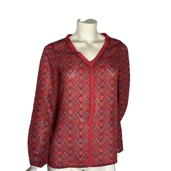 Woman’s Size Small Lightweight Sheer Blouse. Office, V Neck - Picture 2 of 9